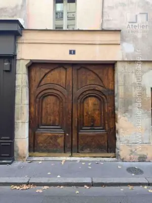 Porte cochère 1 rue Maître-Albert Paris 5e