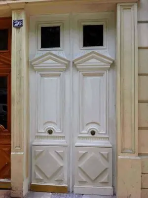 Porte Alésia posée avant peinture
