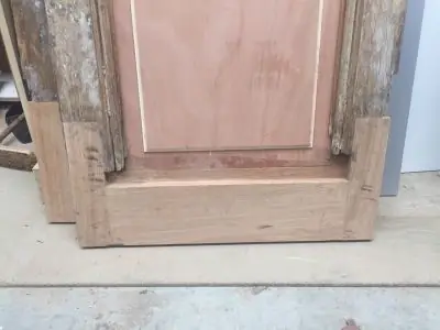 Portes de garage 3 avenue Foch Paris 16e traverse basse neuve collée