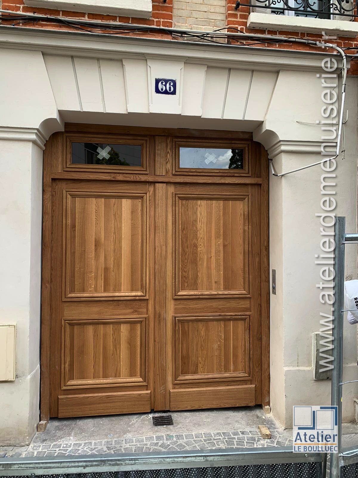 2023 07 - PORTE FACONNEE 66 BD JEAN JAURES PUTEAUX VUE EXT