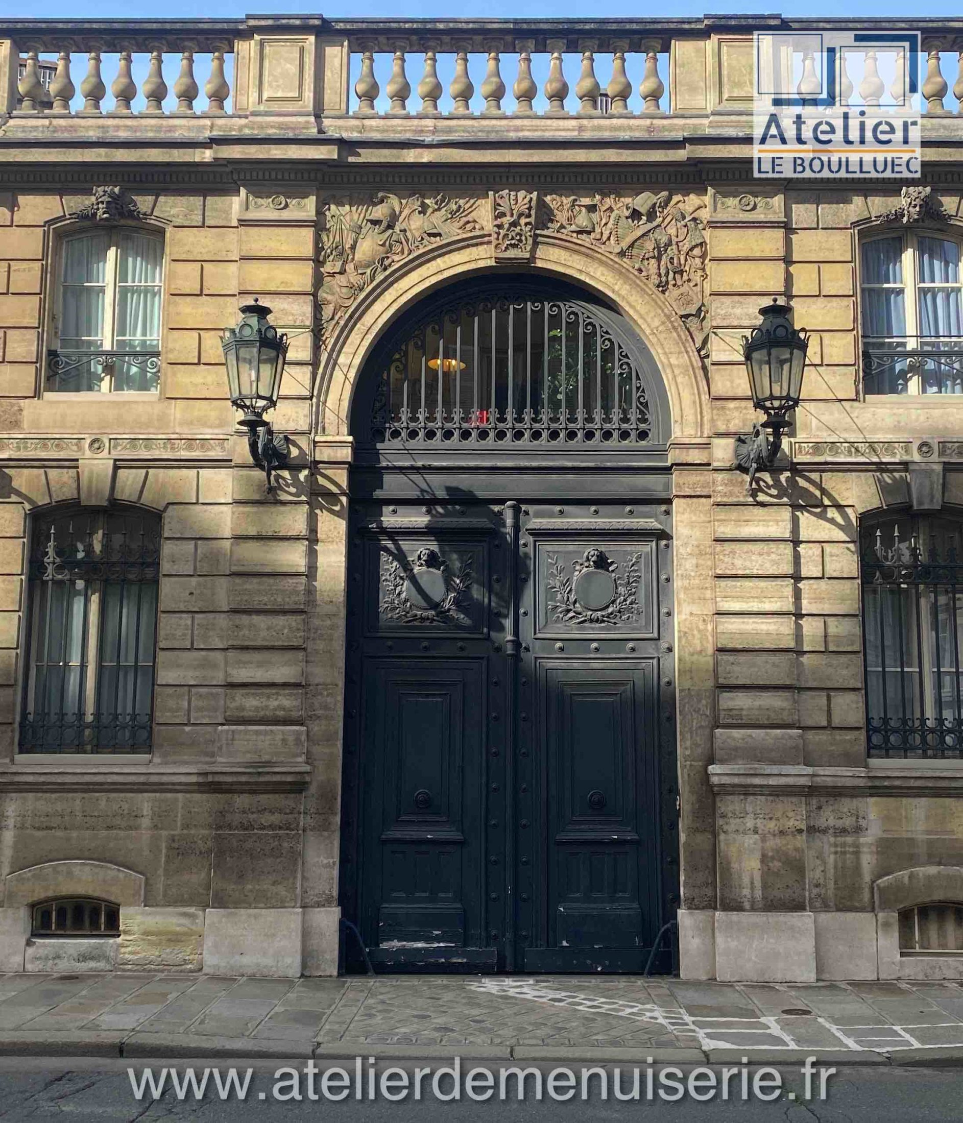 PORTE COCHERE DE DROITE 55 RUE DU FBG ST HONORE (PALAIS DE L\'ELYSEE) PARIS 8