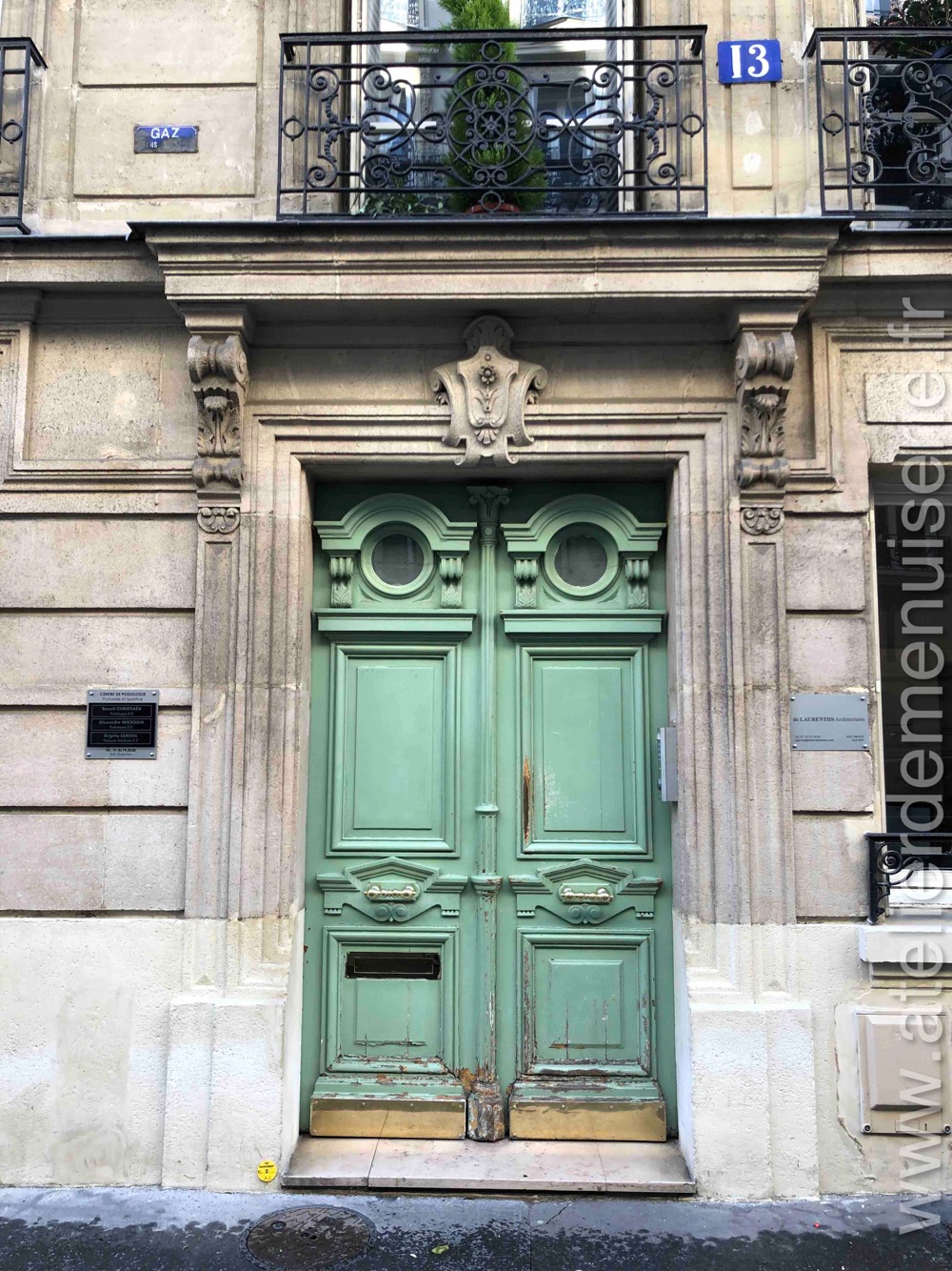 Porte Batarde - 13 Rue De Naples - Paris 8
