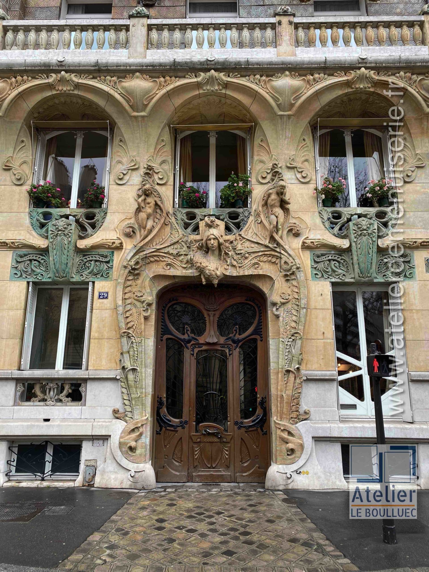 Porte Batarde Art Nouveau - 29 AV RAPP PARIS 7