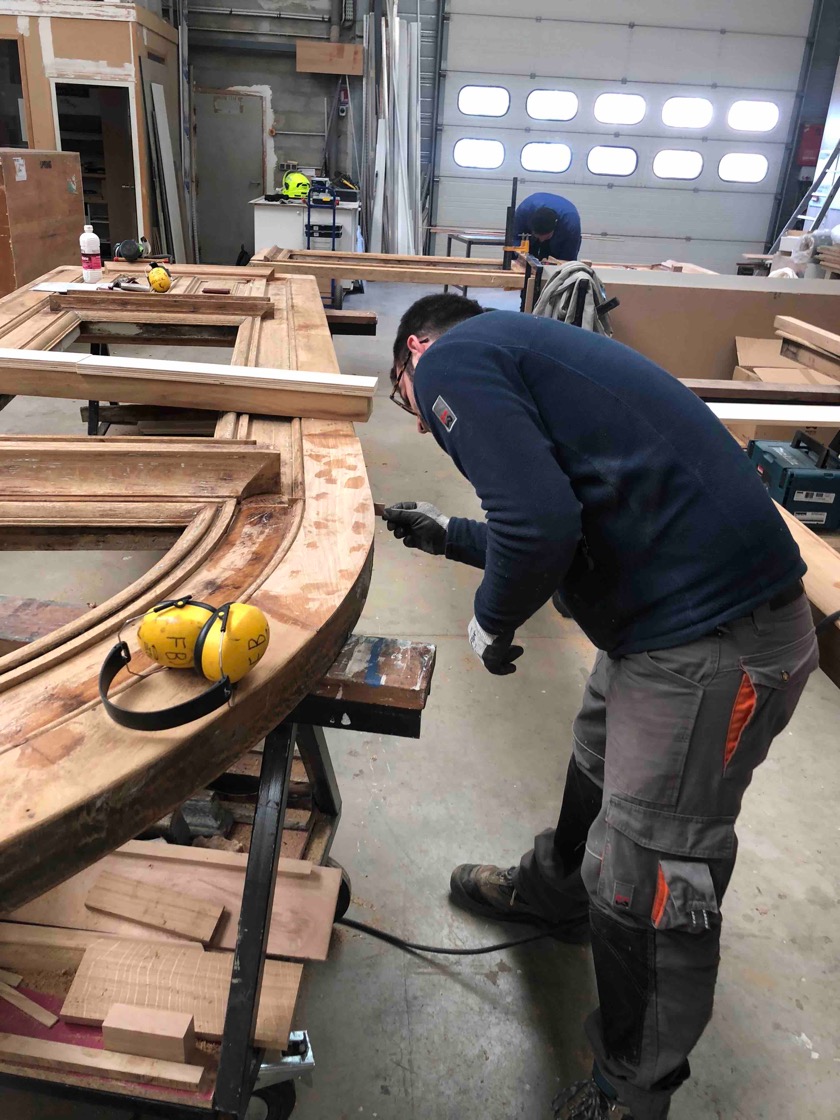 Porte Cochère 111 Rue De Longchamp - 14 : Travaux En Atelier