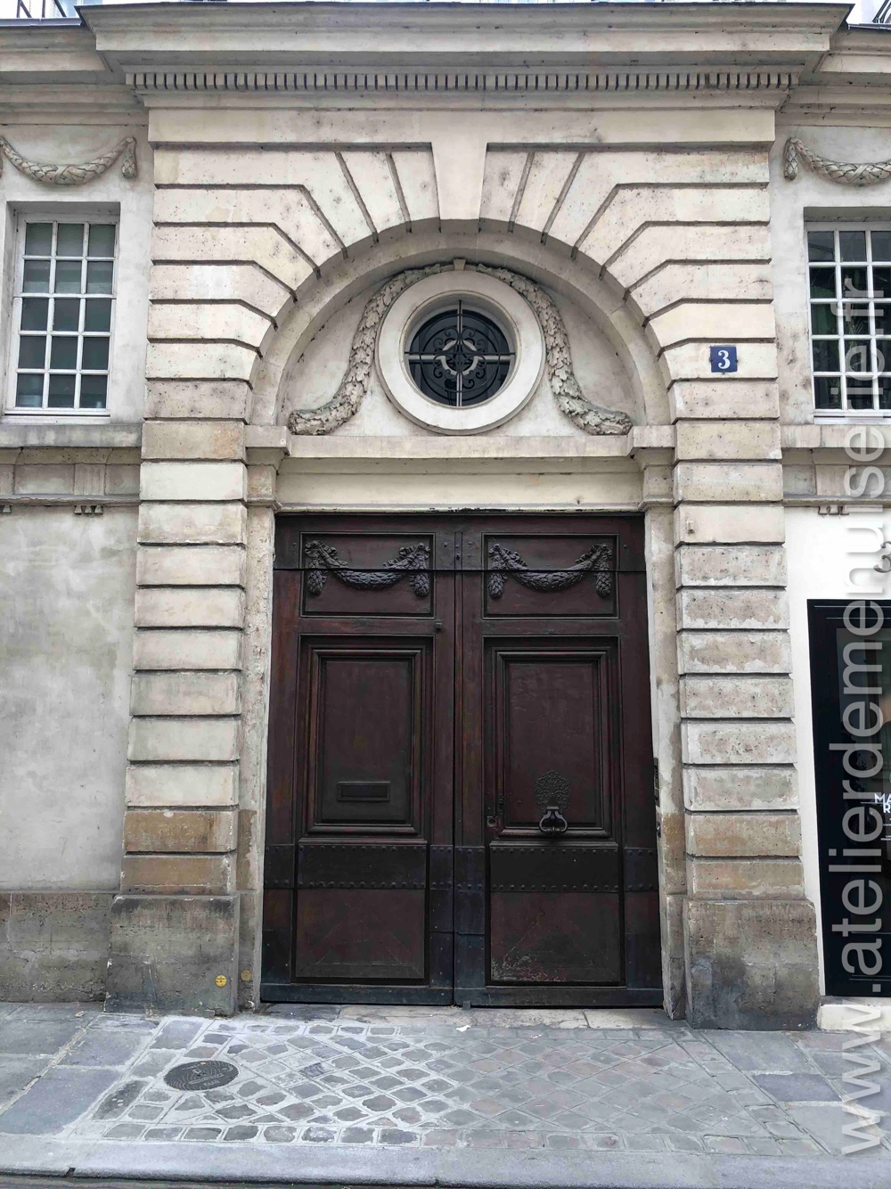 Porte Cochère 3 Rue De Baune Paris 7