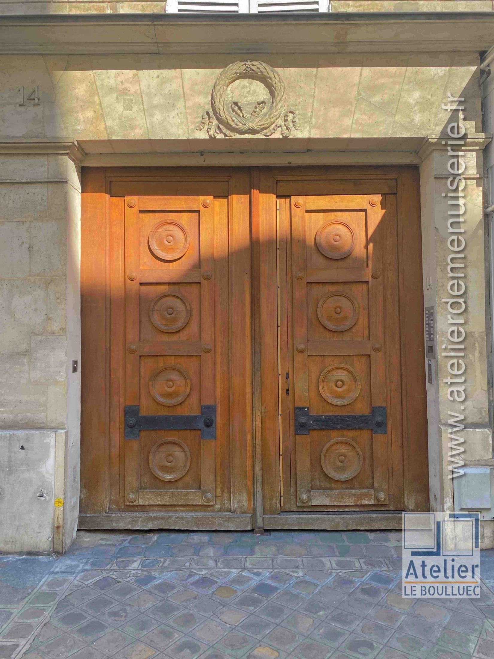 Porte Cochère LOUIS XV - 14 RUE DU CHERCHE MIDI PARIS 6