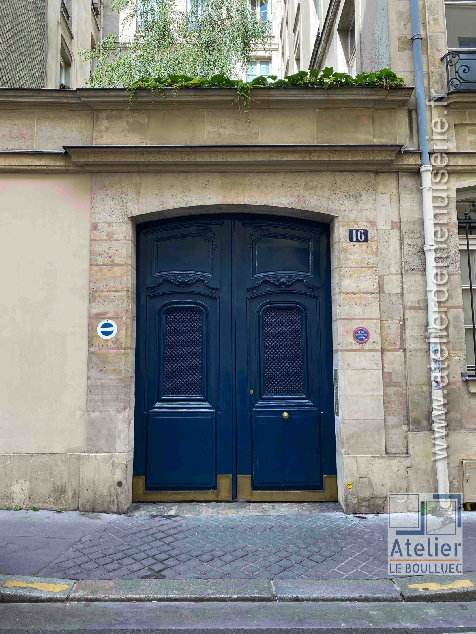 Porte Cochère LOUIS XV - 16 RUE DE CONDE PARIS 6