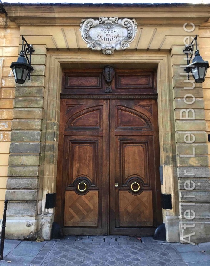Porte Cochère Louis XV - HOTEL DE CHATILLON 13 RUE PAYENNE