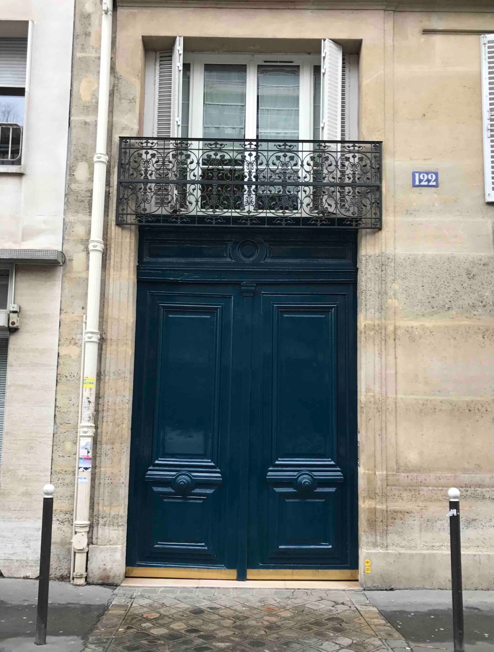 Porte Cochère Avec Baie D\'entresol - Paris 17