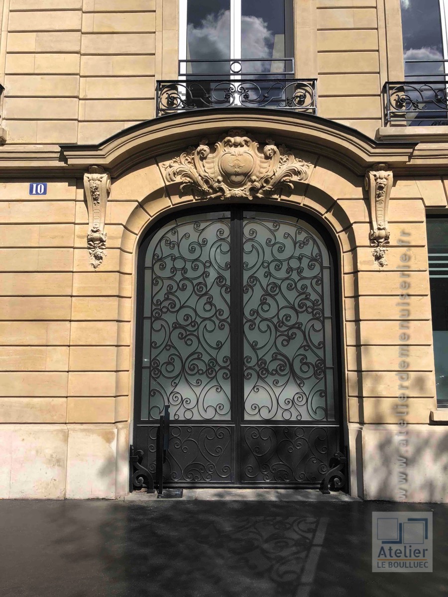 Porte Cochère Fer Forgé Style Art Déco - 10 AVENUE HOCHE PARIS 16 