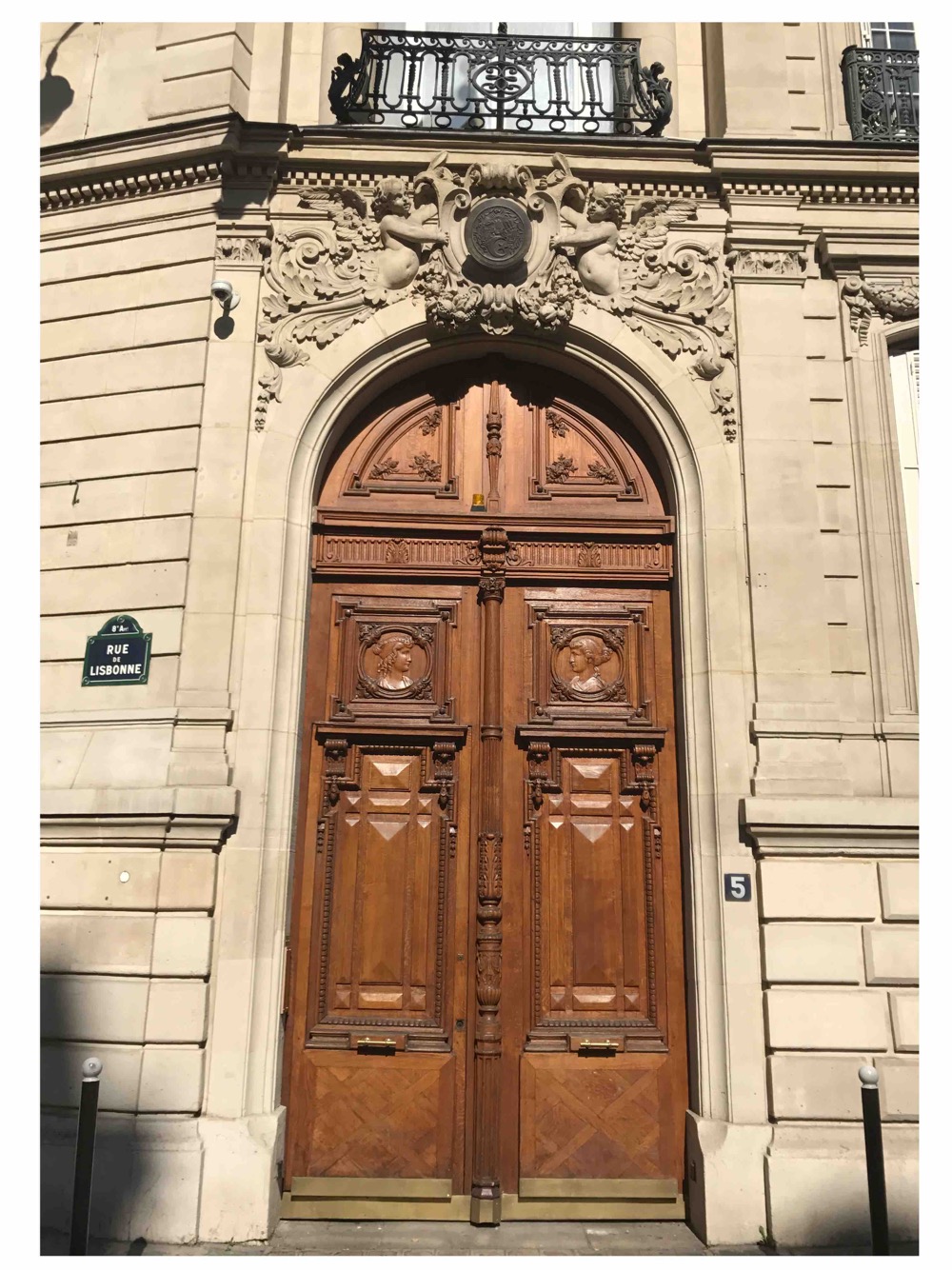 Porte Cochère Monumentale 5 Rue De Lisbone - Paris 8