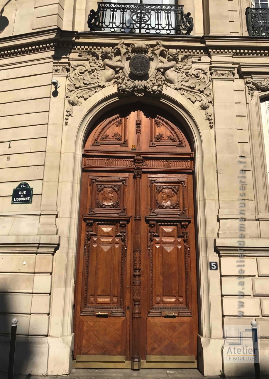 Porte Cochère Monumentale 5 Rue De Lisbone - Paris 8