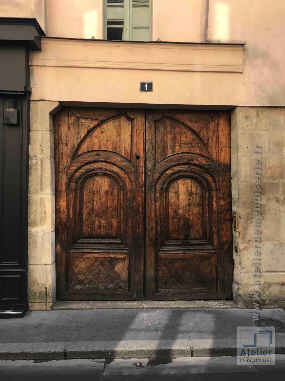 Porte Cochère Style Louis XIII - 1 RUE MAITRE ALBERT PARIS 5