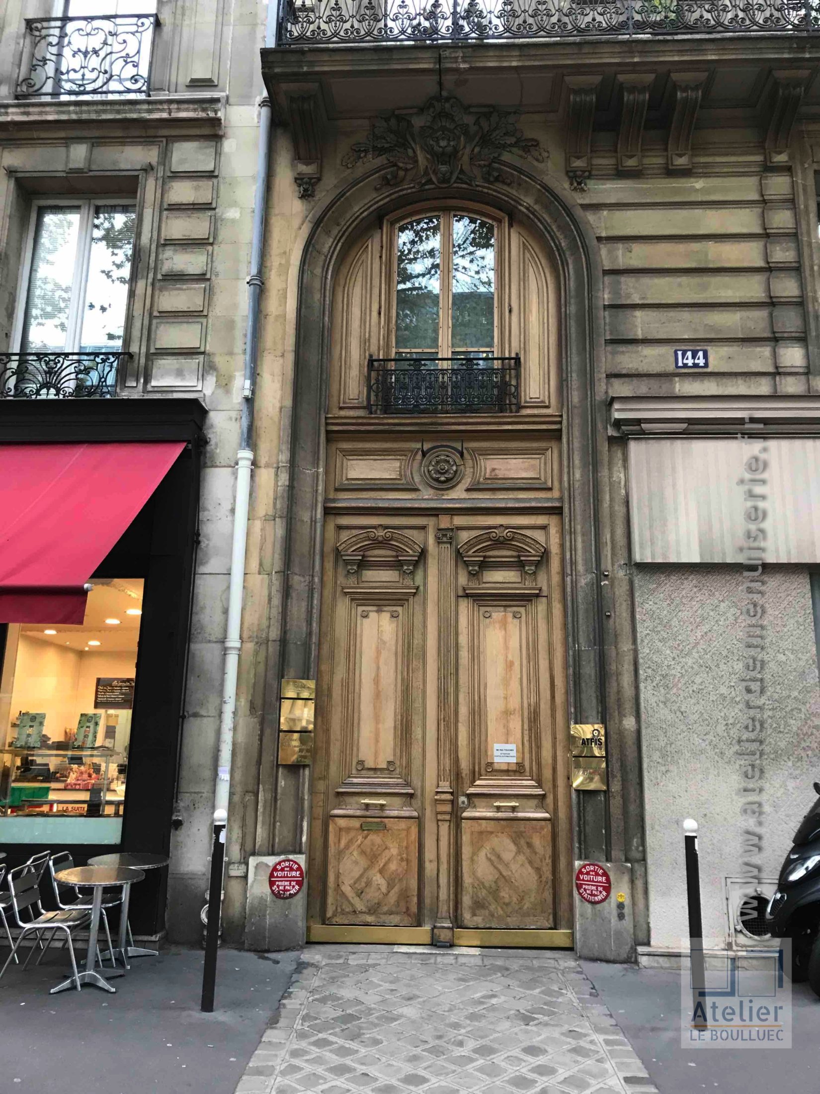 Porte Cochère Style Louis XVI - 144 BD HAUSSMANN