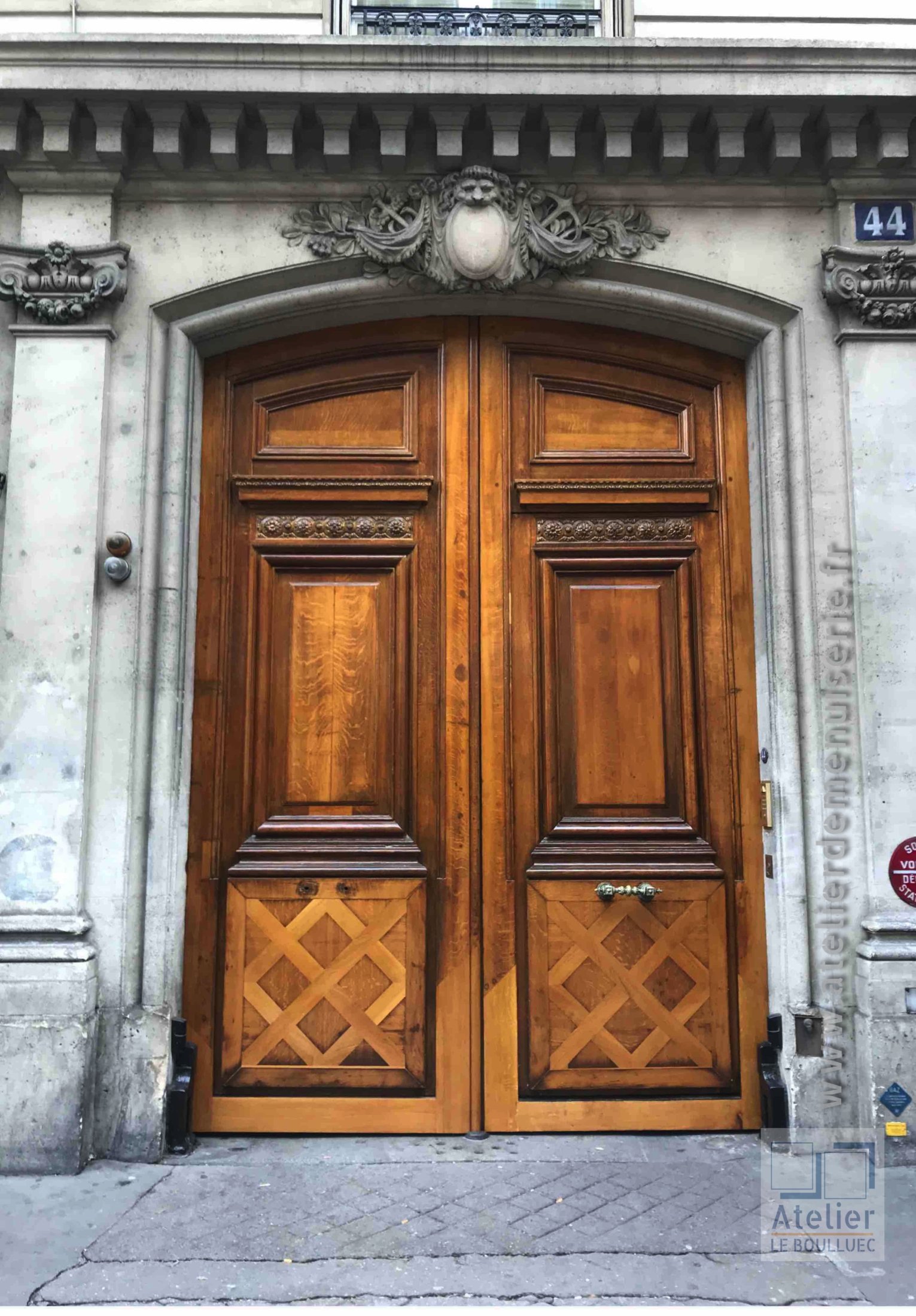 Porte Cochère Style Louis XVI - 44 RUE DU LOUVRE PARIS 1