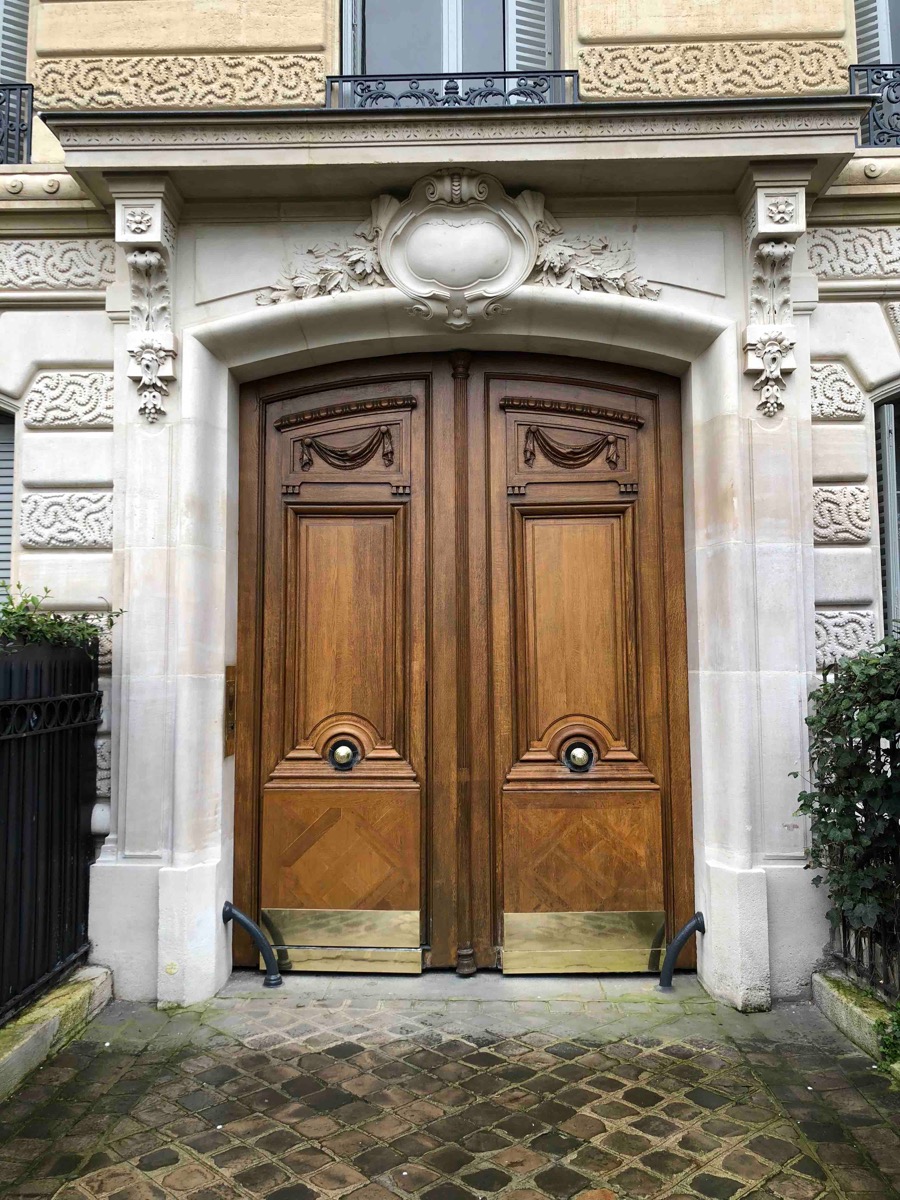 Porte Cochère Style Louis XV - 3 AVENUE FOCH PARIS 16