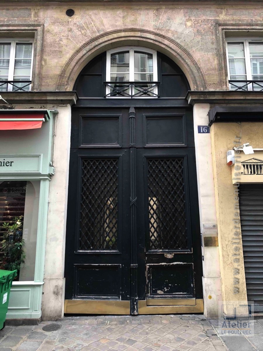Porte Cochère Style Restauration - 16 RUE VIGNON PARIS 8