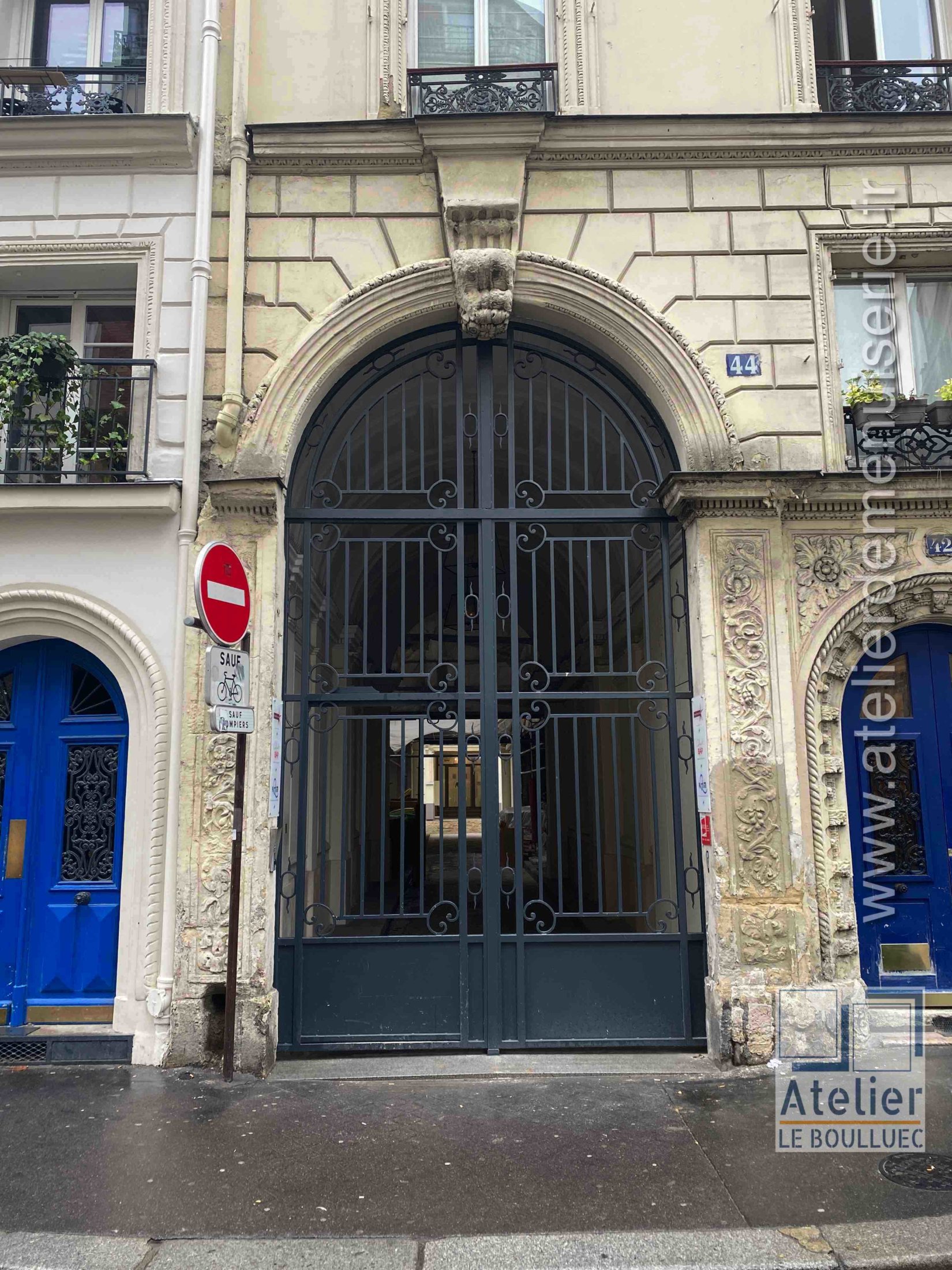 Porte Grille - 44 CITE RIVERIN PARIS 10