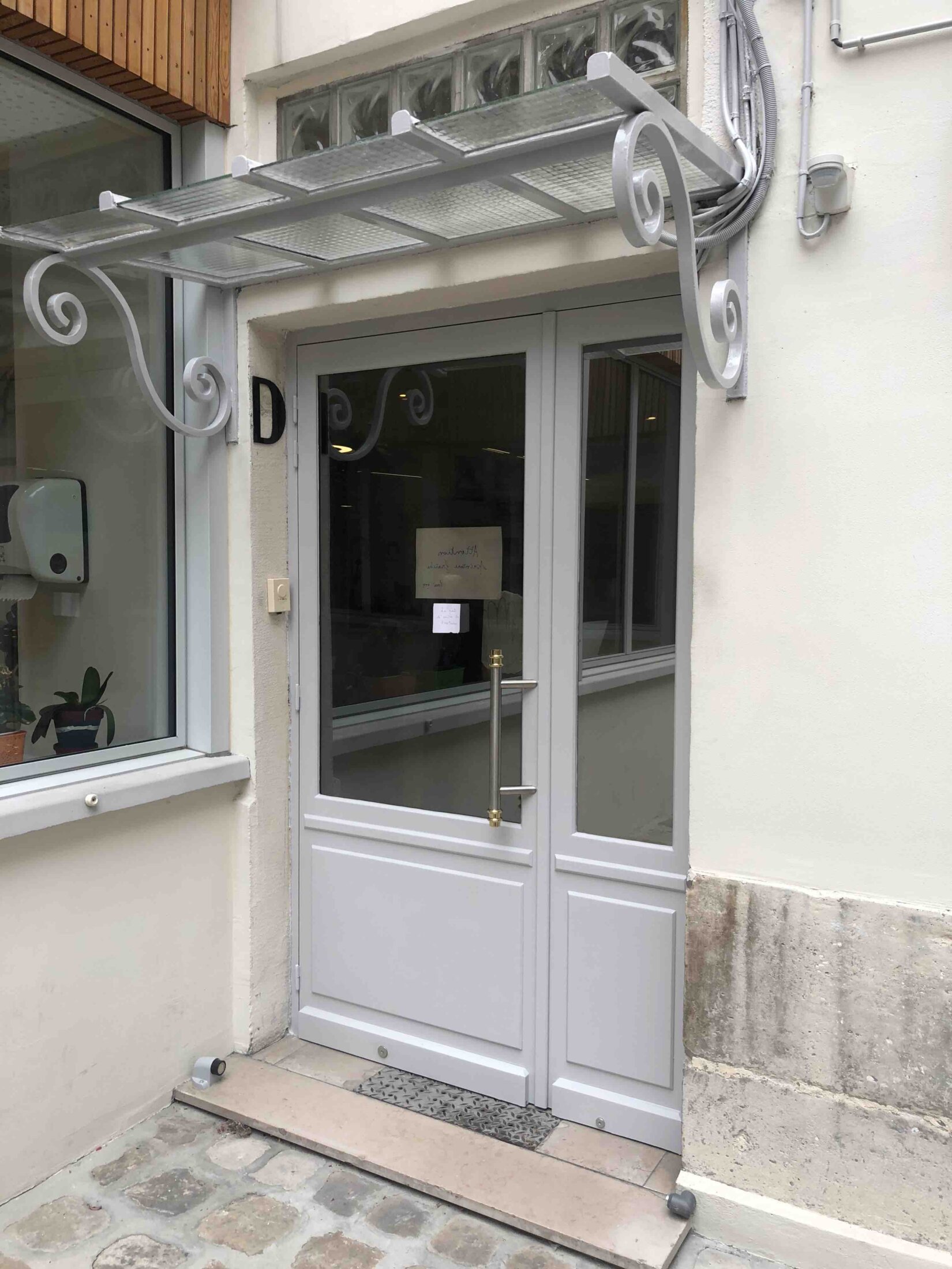 Porte Tiercée Sur Cour Verre Antelio 16 Rue Pont Aux Choux
