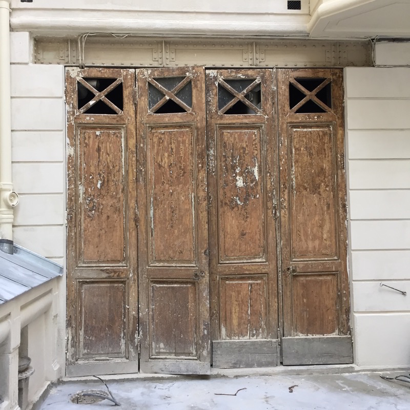 Portes Garages 3 Av Foch Paris 16 - 02 Avant Restauration