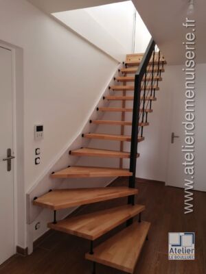 2023 12 - ESCALIER SACLAY 3 APRES REMPLACEMENT