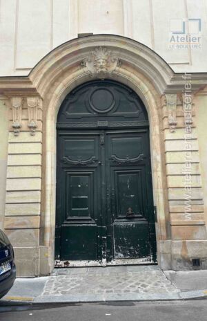 PORTE COCHERE 12 RUE CHARLES V PARIS 4
