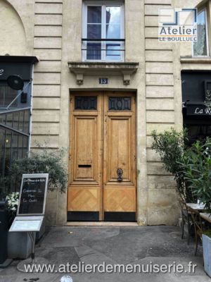 PORTE COCHERE  13 RUE DES LAVANDIERES PARIS 1ER