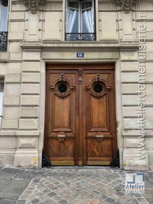 PORTE COCHERE 16 RUE DU GENERAL FOY PARIS 17