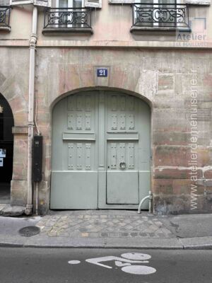 PORTE COCHERE 21 RUE CHARLES V PARIS 4