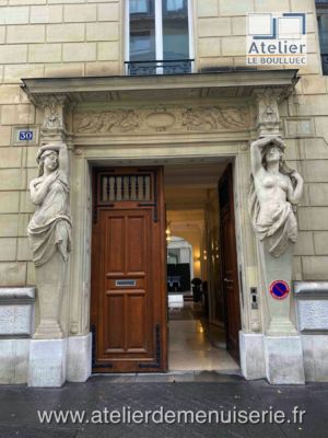 PORTE COCHERE 30 RUE GALILEE PARIS 8