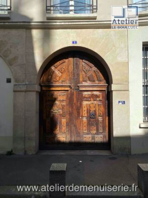 PORTE COCHERE 5 IMPASSE GUEMENEE PARIS 4