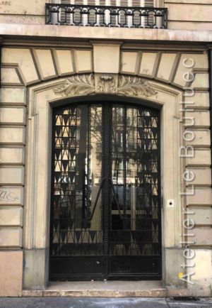 Porte Batarde En Fer Forgé - 84 Avenue De La République - Paris 11 