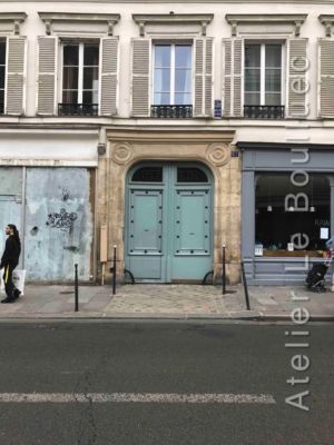 Porte Cochère  - 57 Rue De Turenne