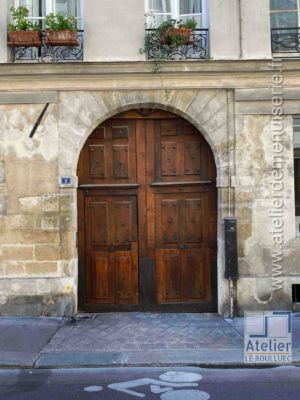 Porte Cochère LOUIS XIII - 9 RUE CHARLES V PARIS 4