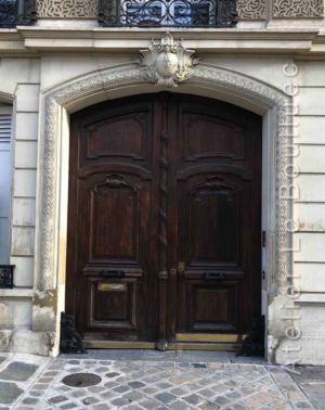 Porte Cochère Louis Xiii - 14 RUE DU GENERAL FOY PARIS 8