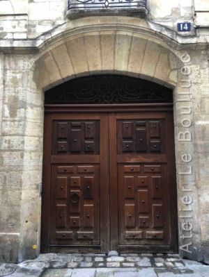 Porte Cochère Louis Xiii - 14 RUE SAINT SAUVEUR PARIS 2