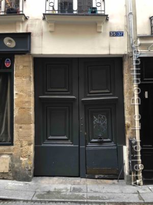 Porte Cochère Louis Xiii - 35-37 RUE SAINT SAUVEUR PARIS 2