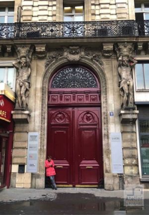 Porte Monumentale Avec Imposte Grille - 2 Rue Blanche - PARIS 9
