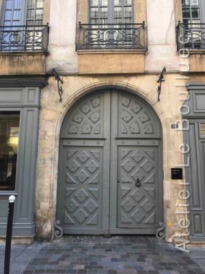 Porte De Style Louis XIII Voûte En Plein Cintre - 31 Rue Dauphine - Paris 6
